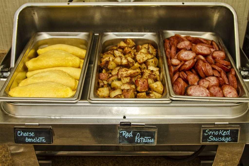 Hampton Inn & Suites Clermont Restaurant photo